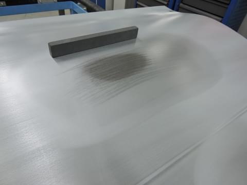 Beispiel für sichtbar gemachte Fertigungsfehler in einem Bauteil